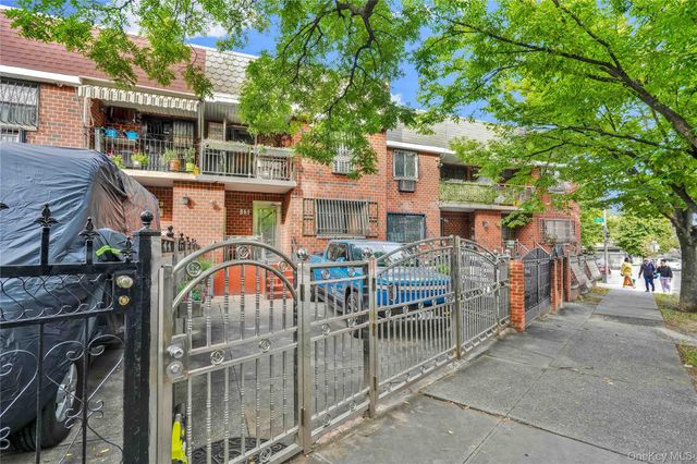861 Home Street, Bronx, NY 10459