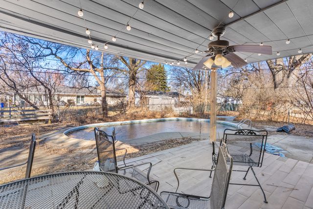 918 Mayfair Place, Rockford, IL 61107