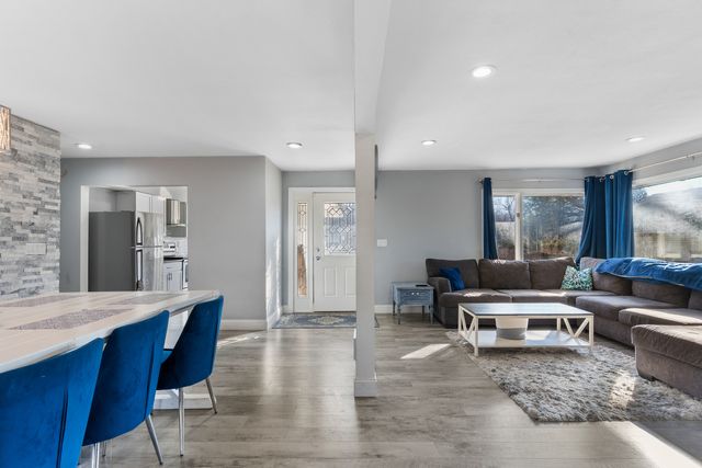 918 Mayfair Place, Rockford, IL 61107