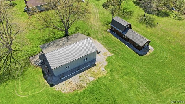 9832 Francis Road, Bethany, NY 14020