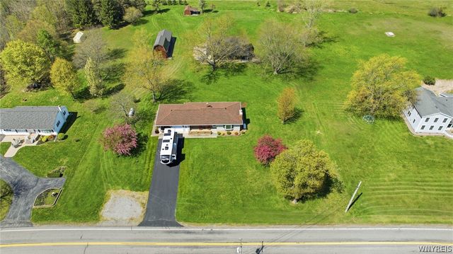 9832 Francis Road, Bethany, NY 14020