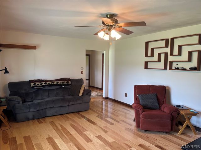 9832 Francis Road, Bethany, NY 14020