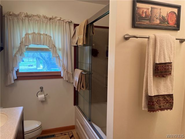 9832 Francis Road, Bethany, NY 14020