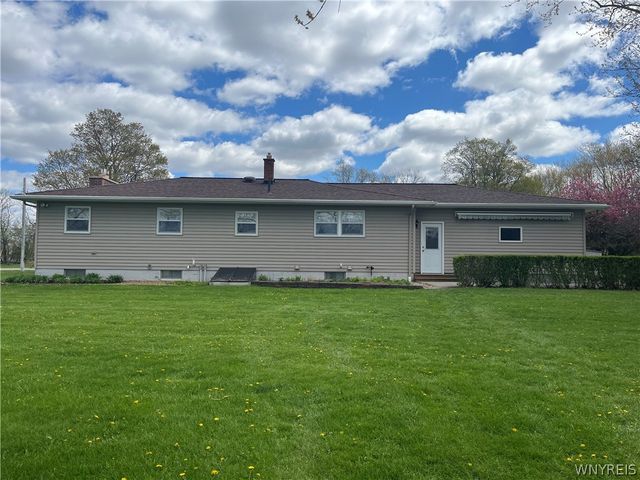 9832 Francis Road, Bethany, NY 14020