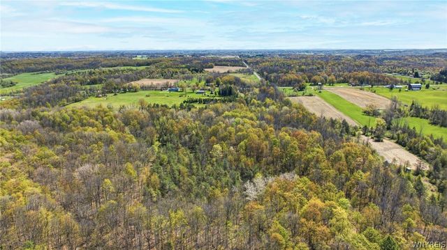 9832 Francis Road, Bethany, NY 14020