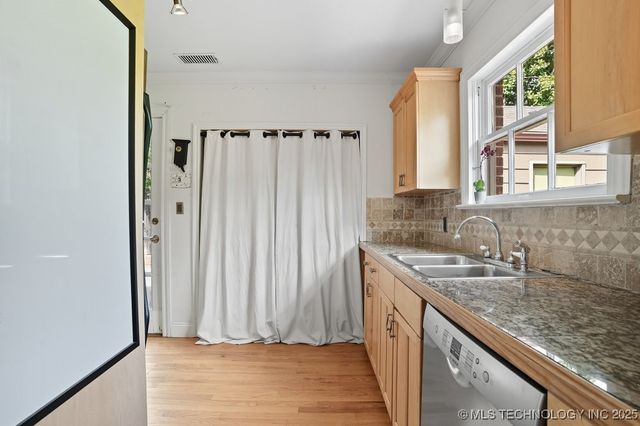 3513 S Troost Avenue, Tulsa, OK 74105