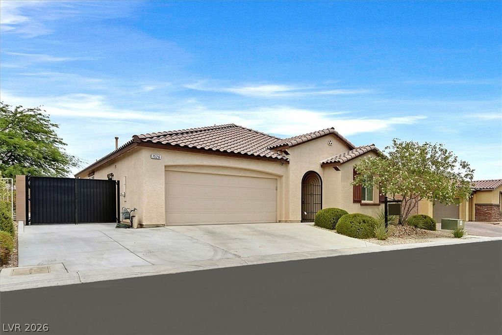 7526 Campbell Ranch Avenue, Las Vegas, NV 89179 — photo 2