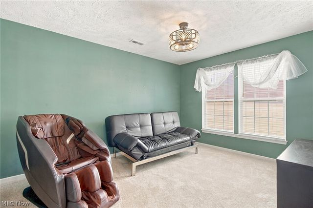 7372 Meadow Brooke Way, Northfield, OH 44067