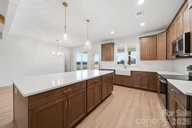 4020 Landsford Road, Marshville, NC 28103