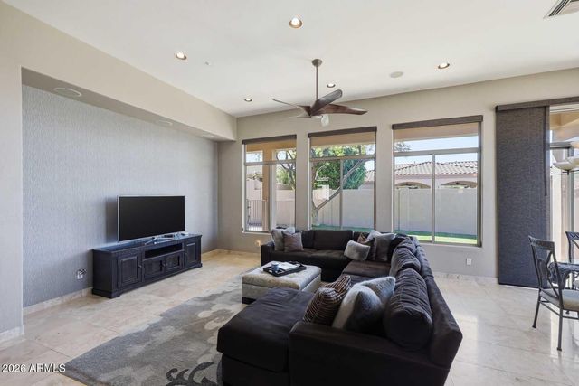 10975 E KORA Lane, Scottsdale, AZ 85255