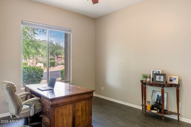 10975 E KORA Lane, Scottsdale, AZ 85255