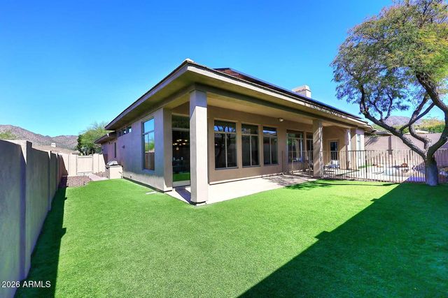 10975 E KORA Lane, Scottsdale, AZ 85255