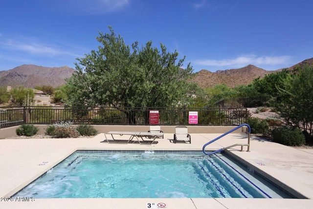 10975 E KORA Lane, Scottsdale, AZ 85255