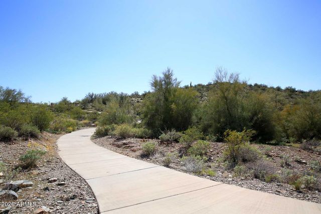 10975 E KORA Lane, Scottsdale, AZ 85255