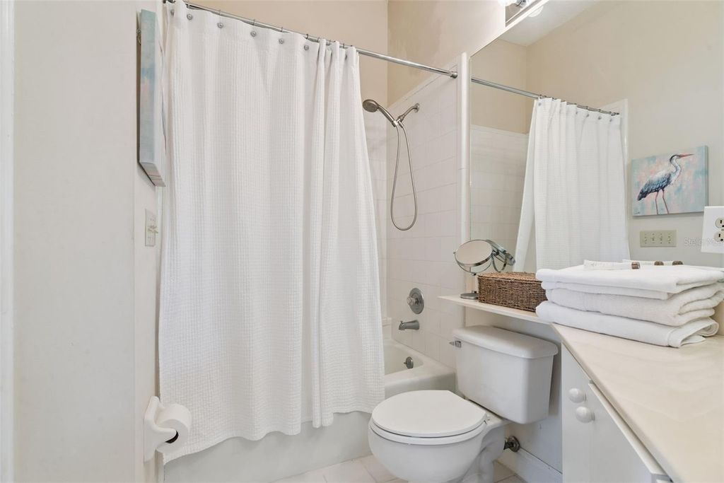 Image 21 of property listing at 8444 FOXWORTH CIRCLE 48, Orlando, FL 32819