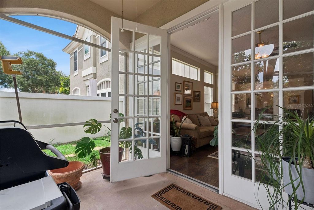 Image 23 of property listing at 8444 FOXWORTH CIRCLE 48, Orlando, FL 32819