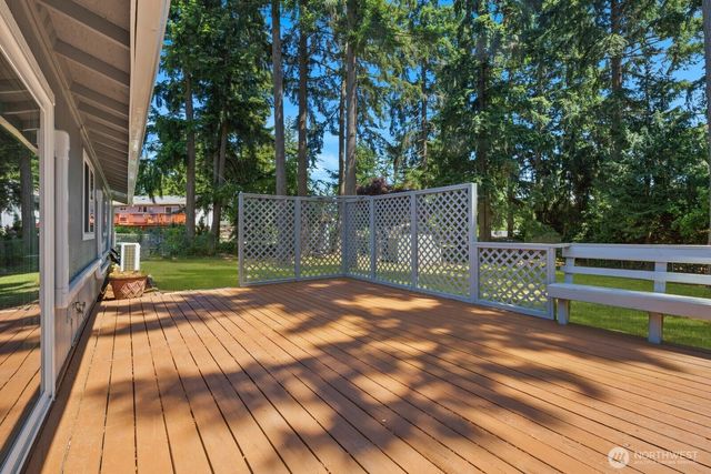 6708 161 St Court E, Puyallup, WA 98375