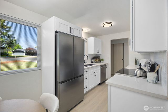 6708 161 St Court E, Puyallup, WA 98375