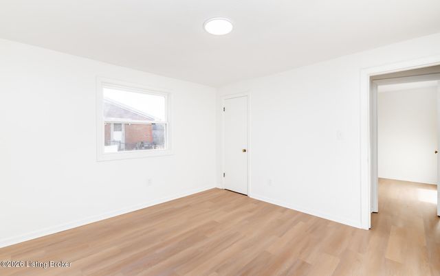 2428 Weber Ln, Louisville, KY 40216