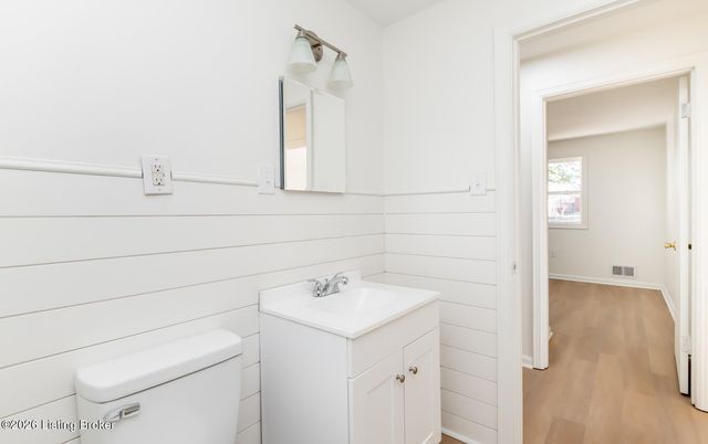 2428 Weber Ln, Louisville, KY 40216