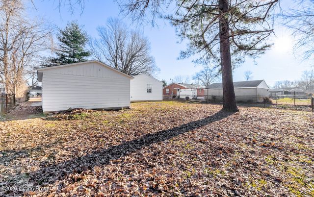 2428 Weber Ln, Louisville, KY 40216