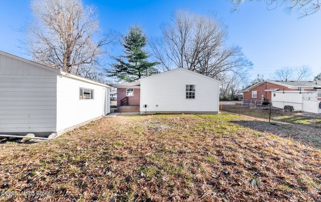 2428 Weber Ln, Louisville, KY 40216