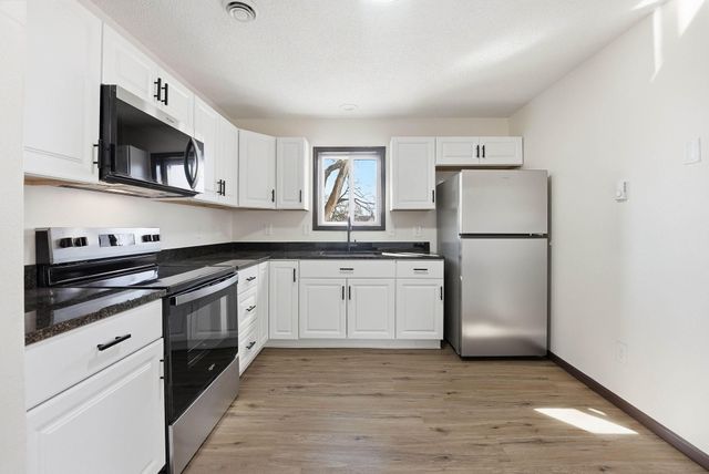 612 Newton Avenue N, Minneapolis, MN 55411