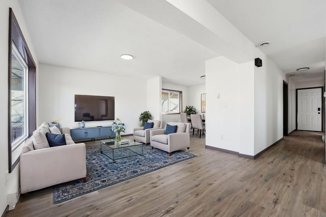 612 Newton Avenue N, Minneapolis, MN 55411