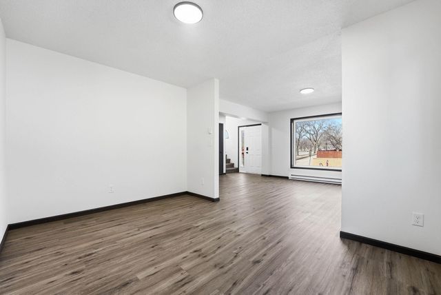 612 Newton Avenue N, Minneapolis, MN 55411