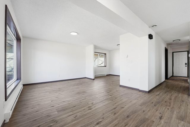 612 Newton Avenue N, Minneapolis, MN 55411