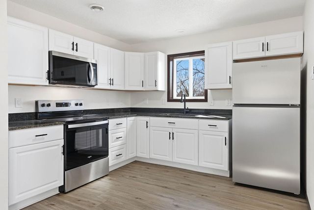 612 Newton Avenue N, Minneapolis, MN 55411