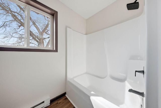 612 Newton Avenue N, Minneapolis, MN 55411