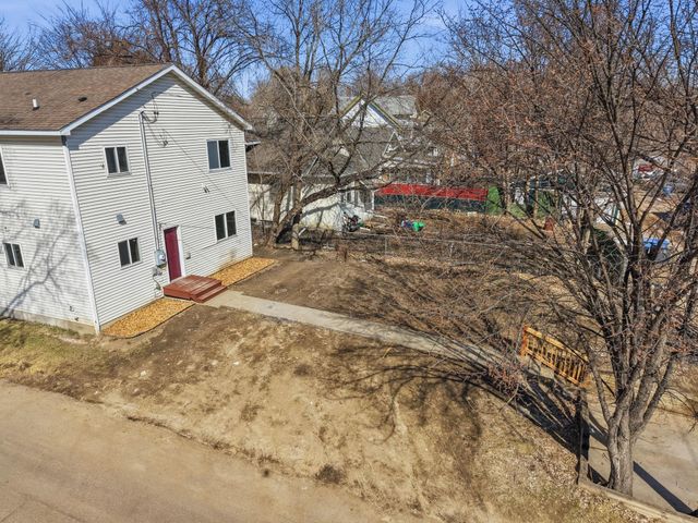 612 Newton Avenue N, Minneapolis, MN 55411