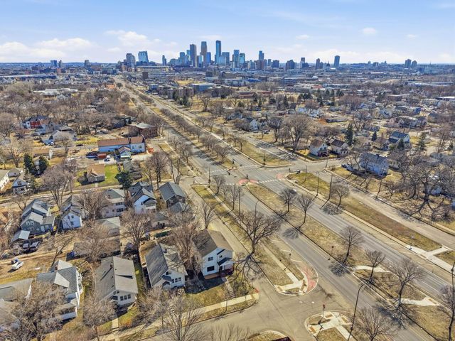 612 Newton Avenue N, Minneapolis, MN 55411