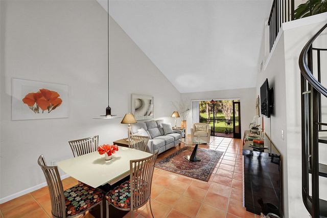 415 Buttonwood Pl, Boca Raton, FL 33431