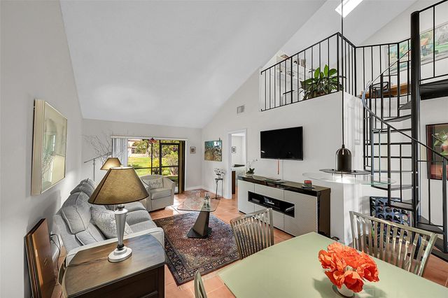 415 Buttonwood Pl, Boca Raton, FL 33431