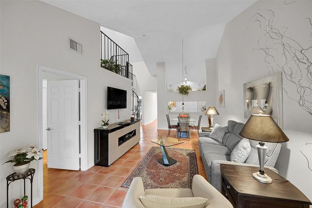 415 Buttonwood Pl, Boca Raton, FL 33431