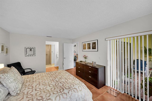 415 Buttonwood Pl, Boca Raton, FL 33431