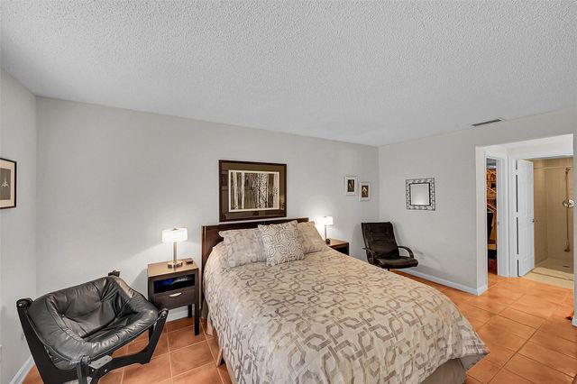 415 Buttonwood Pl, Boca Raton, FL 33431