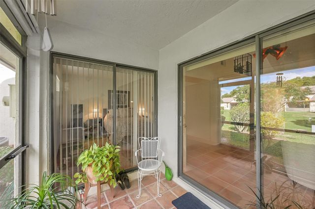 415 Buttonwood Pl, Boca Raton, FL 33431