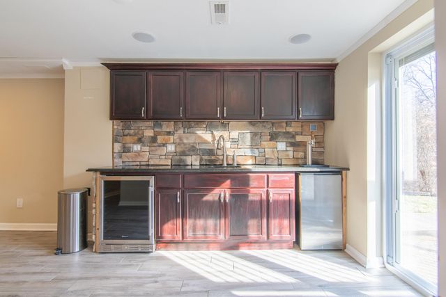 150 Woodside Place, Fort Thomas, KY 41075