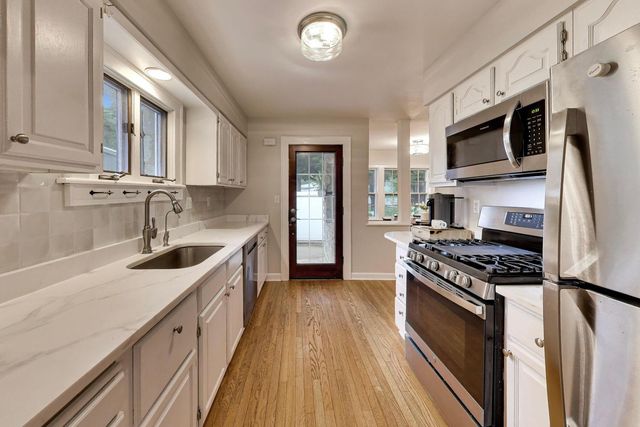 165 S Maple Street, Palatine, IL 60067