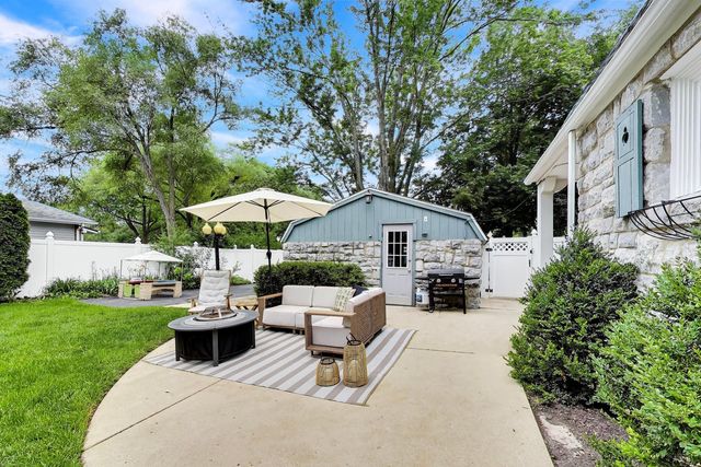 165 S Maple Street, Palatine, IL 60067