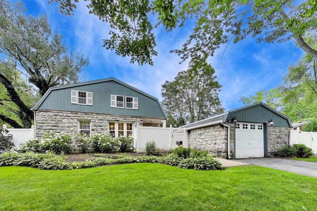 165 S Maple Street, Palatine, IL 60067