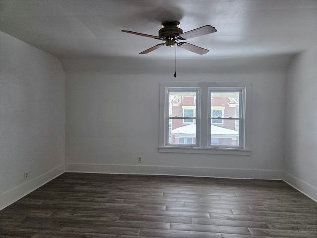 306 Spruce St, City Of But Ne, PA 16001