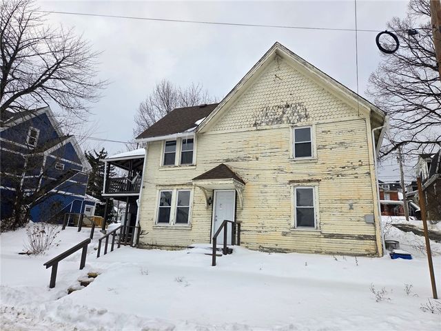 306 Spruce St, City Of But Ne, PA 16001