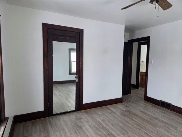 306 Spruce St, City Of But Ne, PA 16001