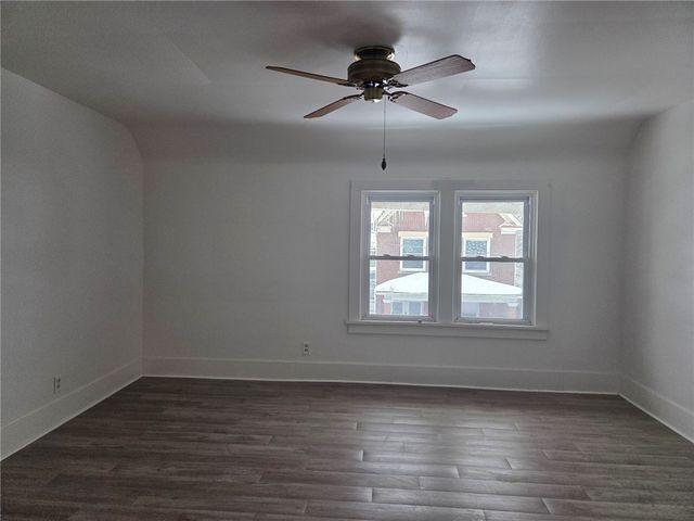 306 Spruce St, City Of But Ne, PA 16001