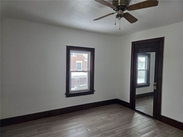 306 Spruce St, City Of But Ne, PA 16001