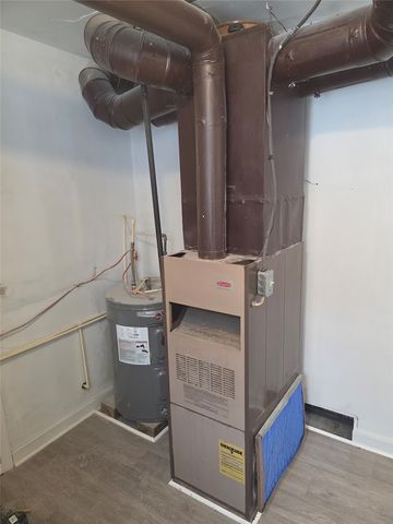 306 Spruce St, City Of But Ne, PA 16001